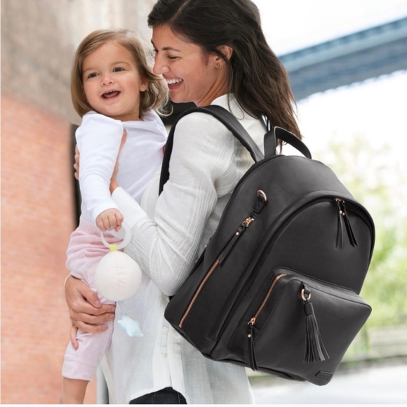 Skip Hop Greenwich Simply Chic Backback (Diaper Bag) - Picture 9 of 9